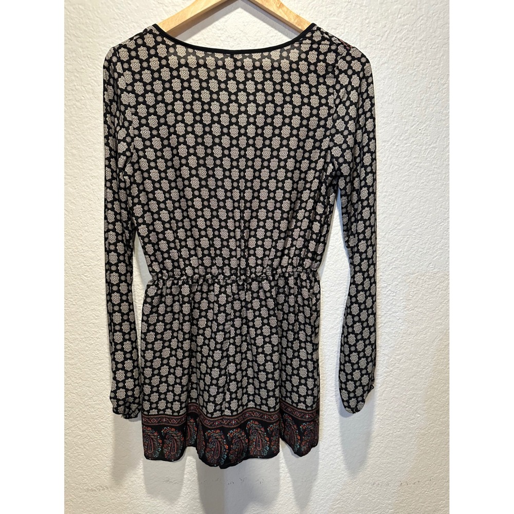 Xhilaration Womens Long Sleeve Romper Black Geometric Paisley Print Size M - Picture 4 of 11